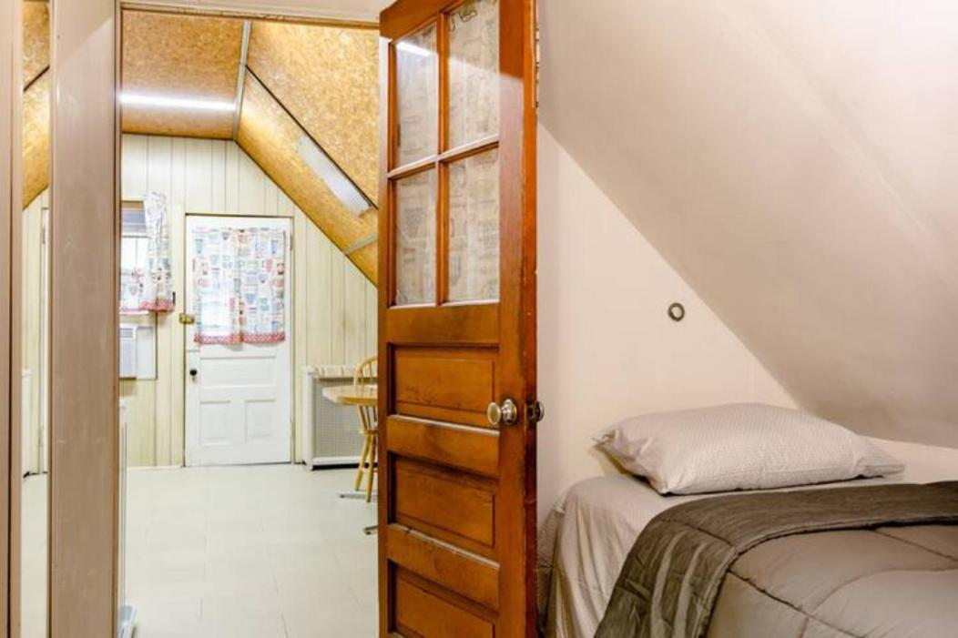 The Avondale Attic Apartment Chicago Exterior photo